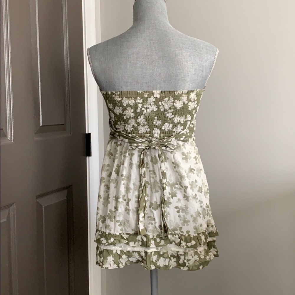 Hollister Medium ruched strapless top - Picture 2 of 3